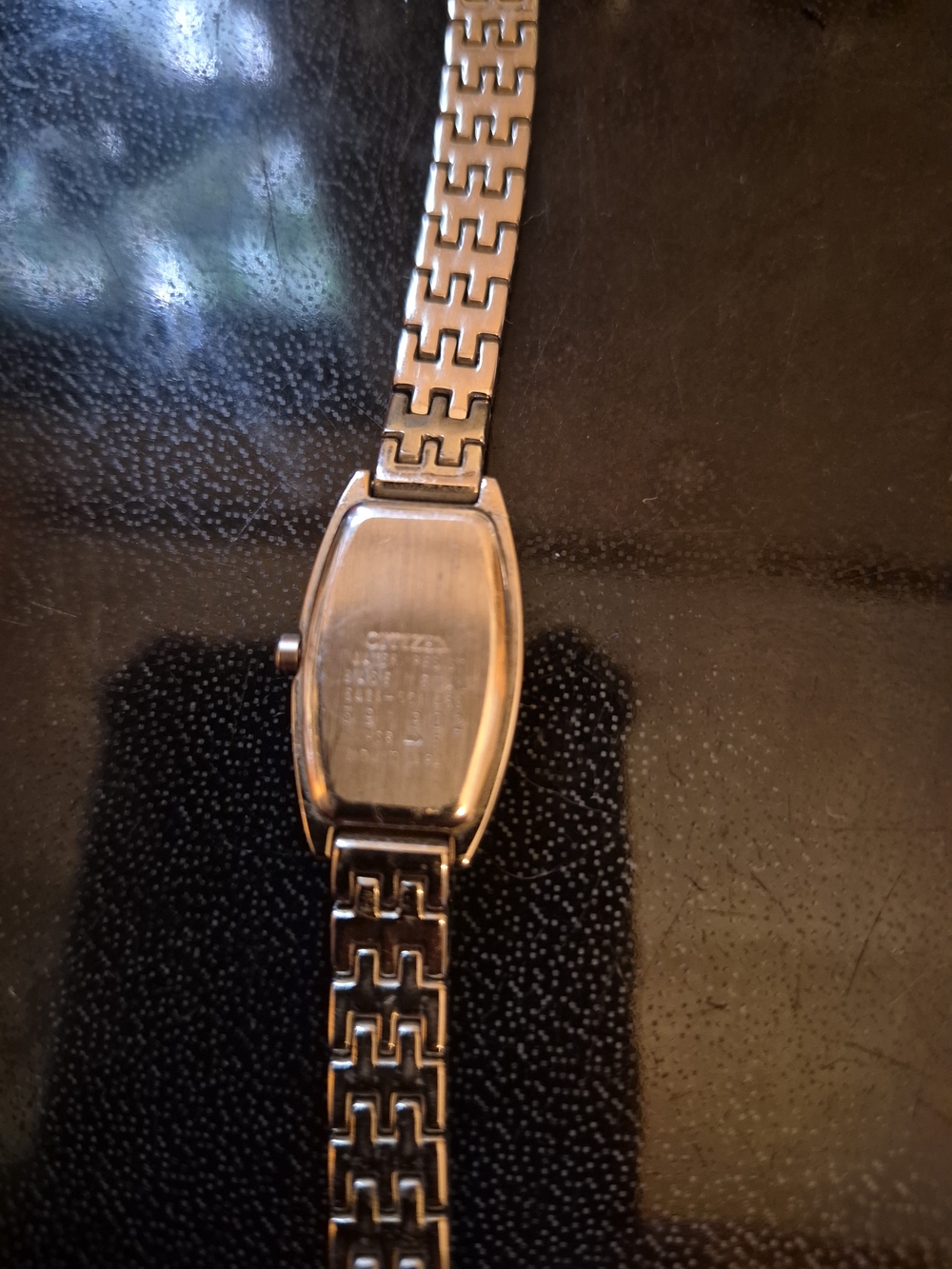 Citizen Gold Toned Women's Bracelet Watch - Elegant Dress Watch - Picture 2 of 2